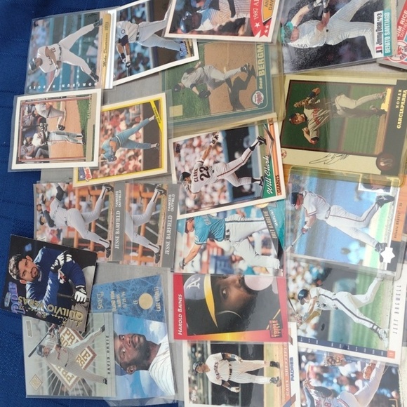 Assorted Baseball Trading Cards Collection - Picture 3 of 3